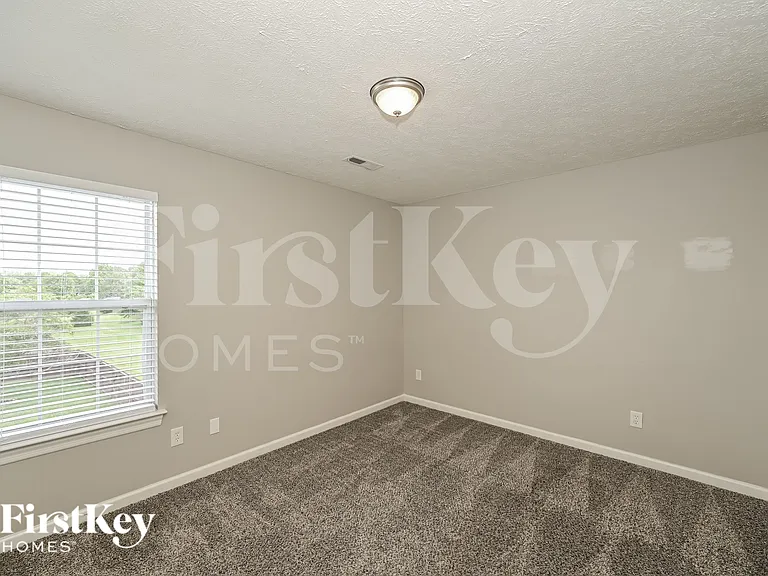 837 Manderlay Way — Photo 14
