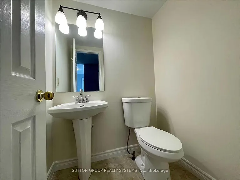 2275 Credit Valley Rd #100 — Photo 6