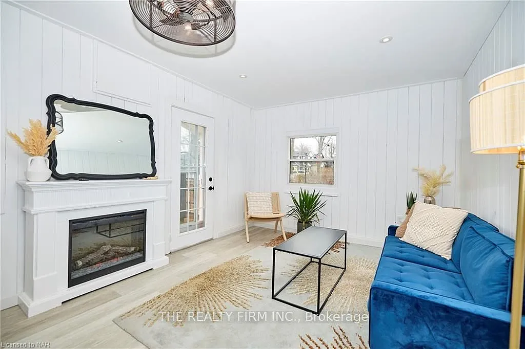 2 bed, $1,995 — Photo 3