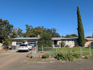 614 W Gregory Rd, Central Pt, OR, 97502