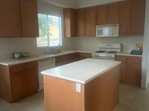 4th image of 25949 Glen Summer Dr
