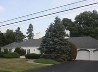 50 Coolidge Rd, Amsterdam, NY 12010