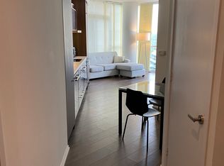 45 Charles St E #2909, Toronto, ON M4Y 0B8