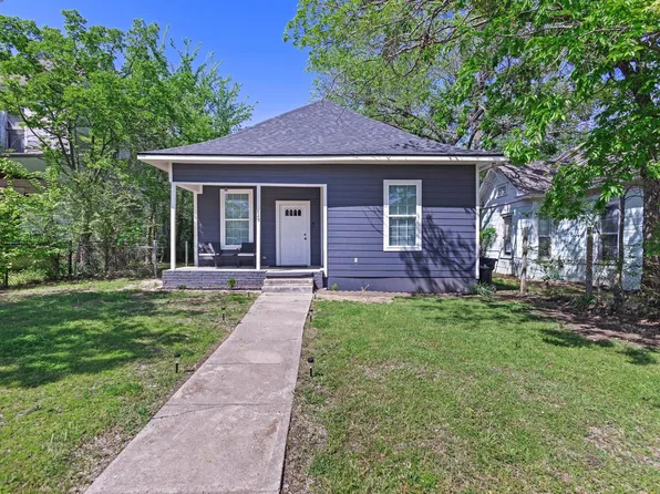 829 W Sears St, Denison, TX 75020