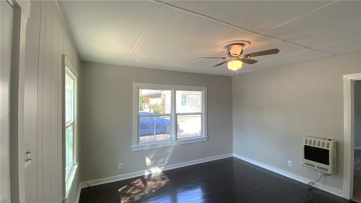1 bed, 1.0 bath, 644 sqft, $965 — Photo 2