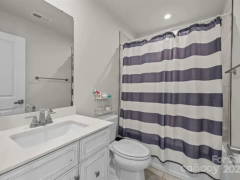 912 Broad River Ln — Photo 12