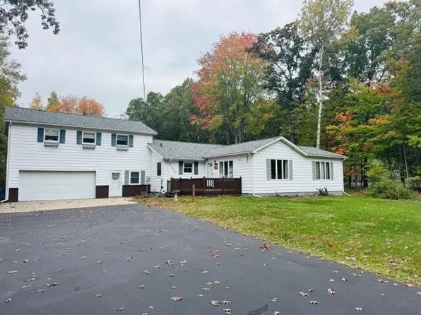 6292 W Decker Rd, Ludington, MI 49431