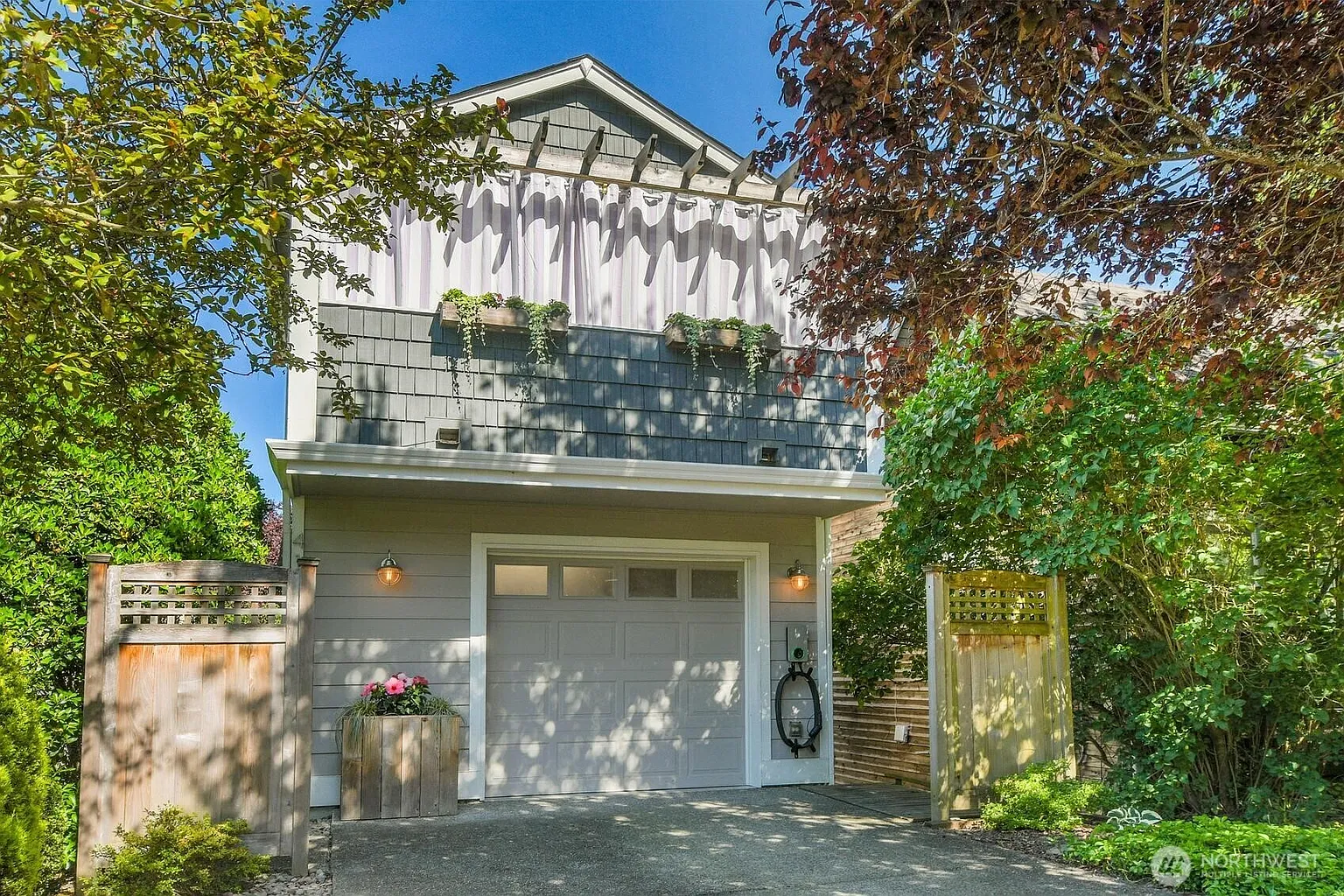 4138 21st Avenue SW photo 1