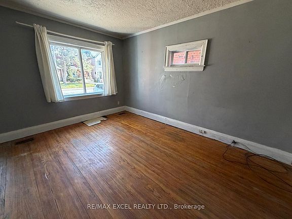 2nd image of 74 Banff Rd