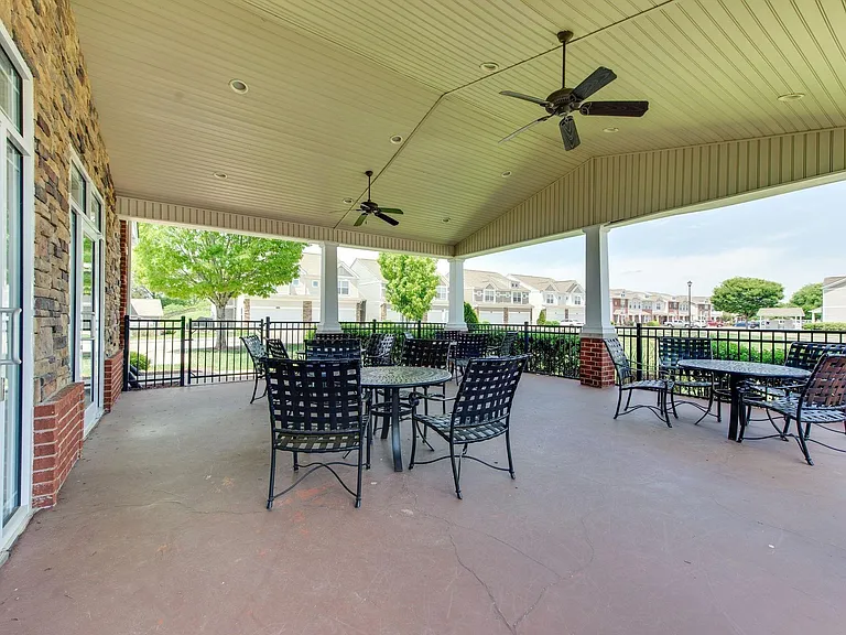 1052 Wells Way — Photo 21