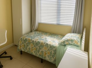 900 SW 155th Ct #1, Miami, FL 33194