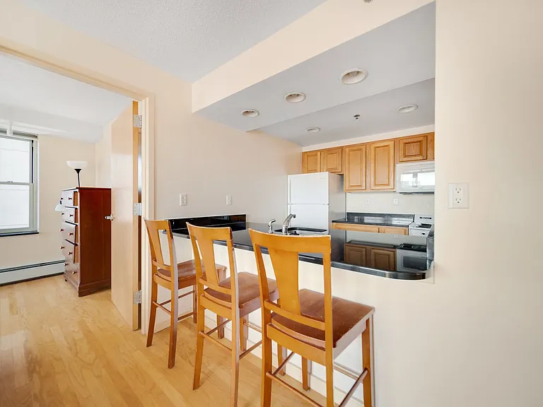 400 College Ave - The Heart of Collegetown — Photo 19