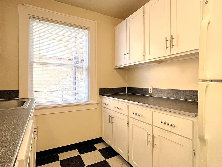 Kurdy Apartments — Photo 19