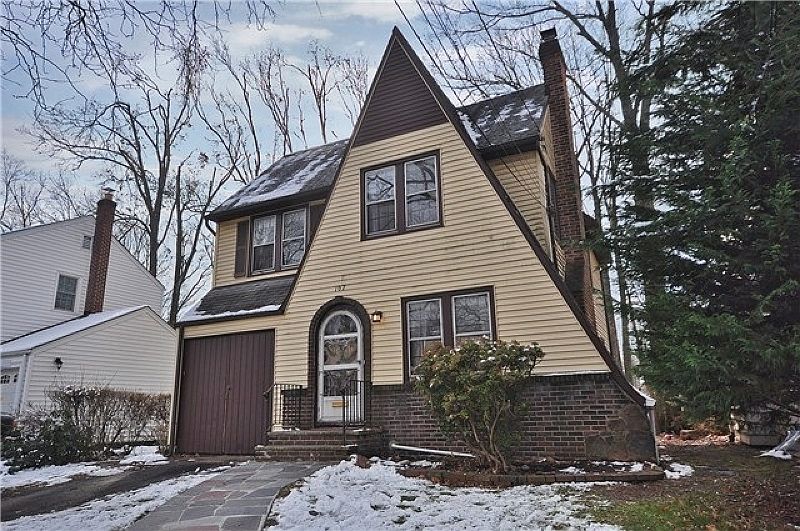 1st image of 107 Linden Ave