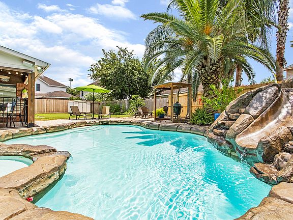 2nd image of 2602 Clay Creek Ct