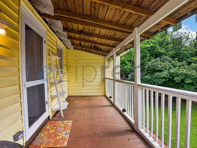 241 Stovall St SE — Photo 6