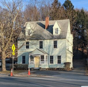 99 Hudson Ave, Chatham, NY, 12037