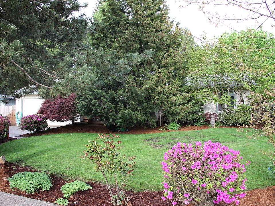 1st image of 264 SE 33rd Ave