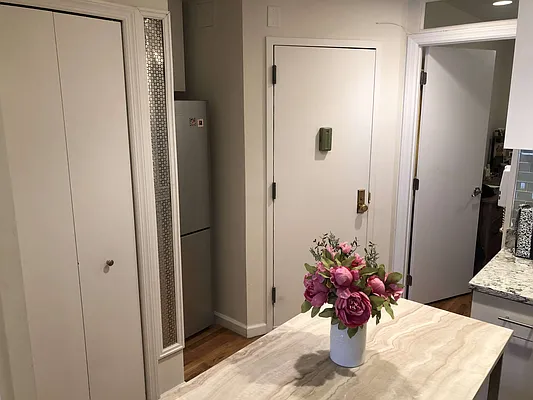 Rented by Dalan Rentals | media 23