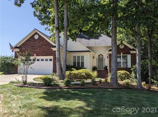 3045 Patriot Dr, Monroe, NC 28110