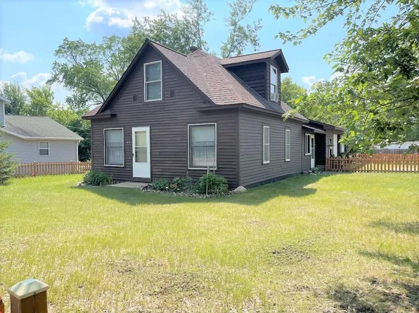 619 Park Ave N, Park Rapids, MN 56470