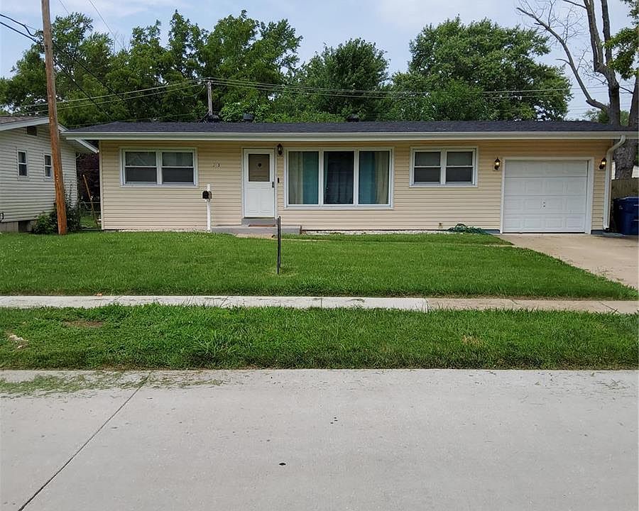 1st image of 265 Duquette Ln