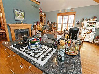 3rd image of 738 County Road M