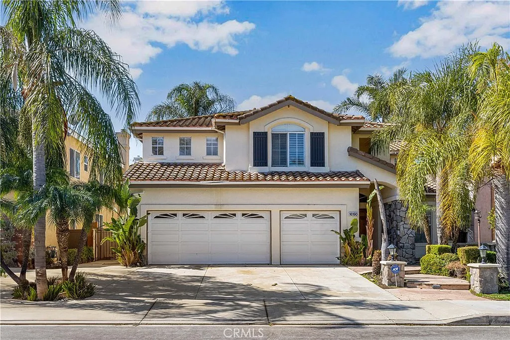 4 bed, 3.5 bath, 3068 sqft, $4,900 — Photo 1