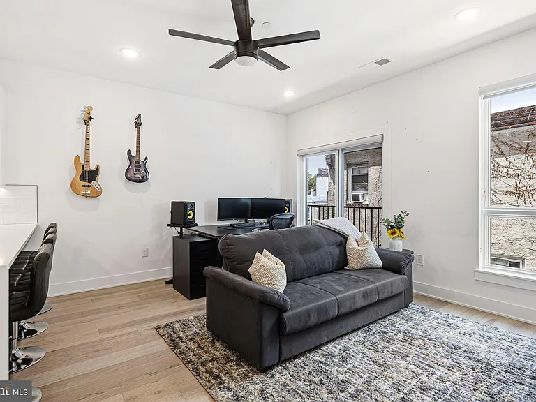 1723 Francis St #3D — Photo 5