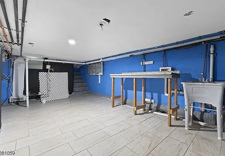 76 Heckel St #1 — Photo 10