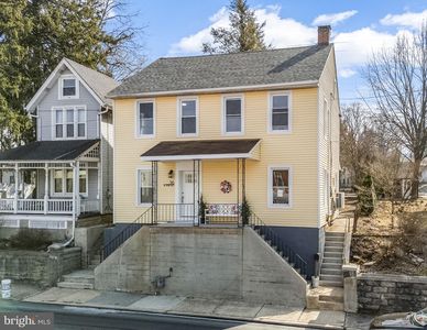 36 W Penn Ave, Wernersville, PA, 19565