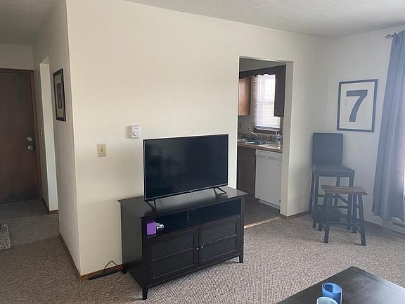 2nd image of 3850 Thyme Dr APT 3