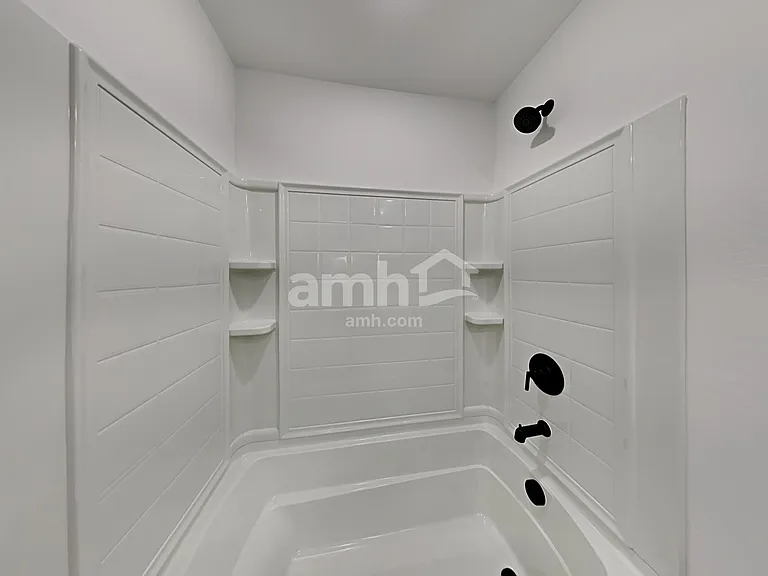 795 S 150th Dr — Photo 17