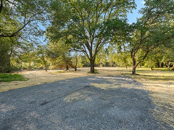 2nd image of 6065 Indian Springs Rd