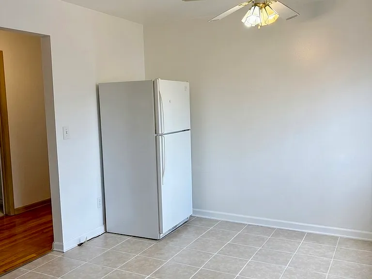 2130 Tuxedo Ave — Photo 5