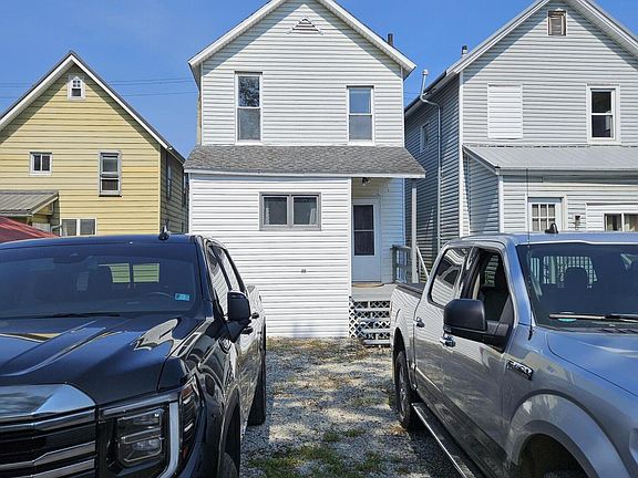 4th image of 215 S Jared St