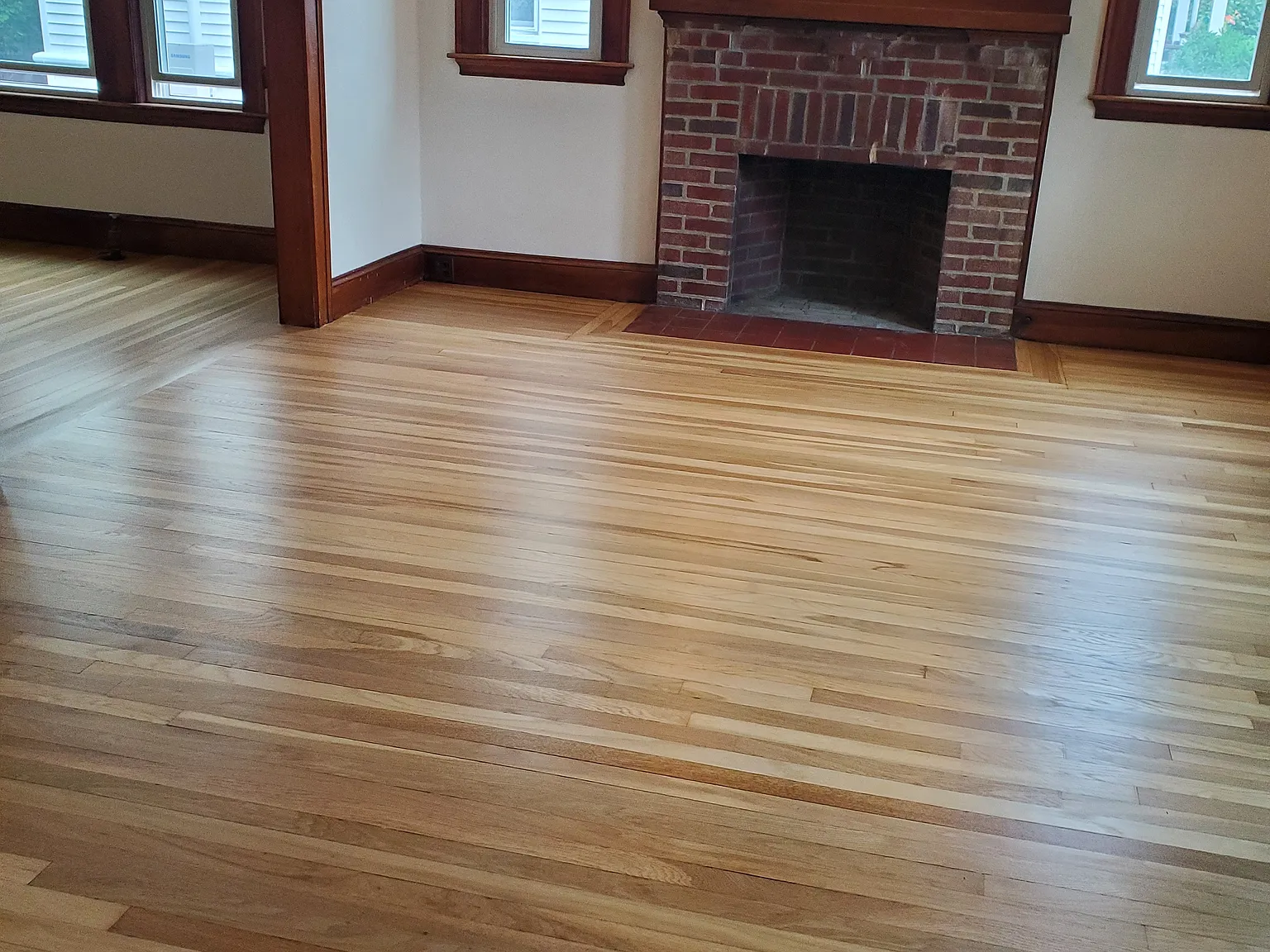 8 Fairview Ave — Photo 2