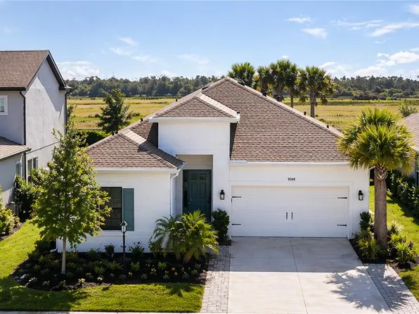 9268 Tequila Sunrise Dr, Sarasota, FL 34241