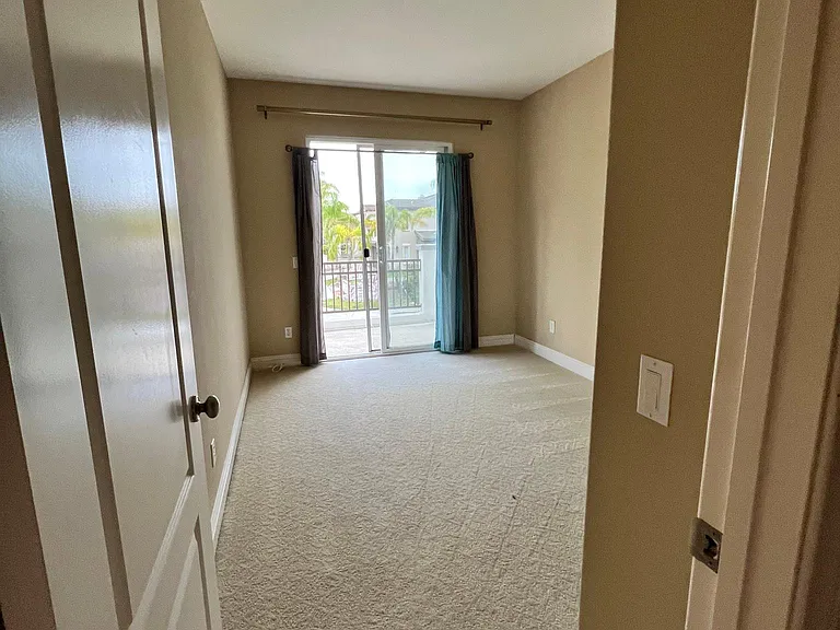 1540 Hillsborough St #1 — Photo 13