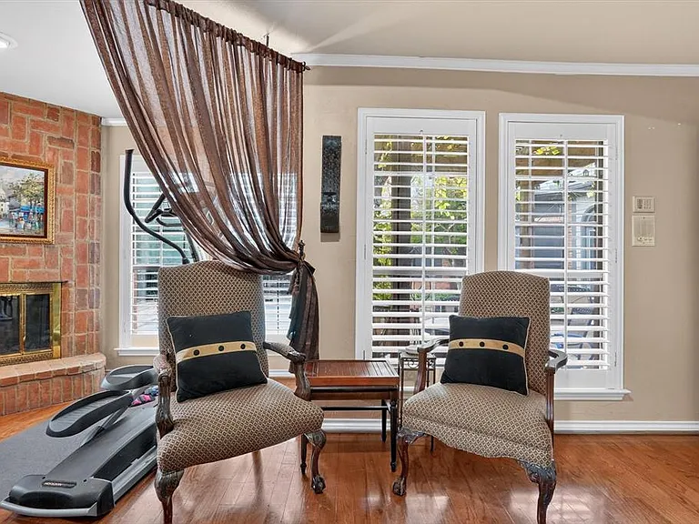 2335 Highlands Creek Rd — Photo 25