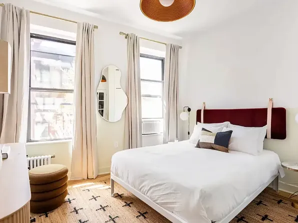 377 Broome Street image 1 of 6