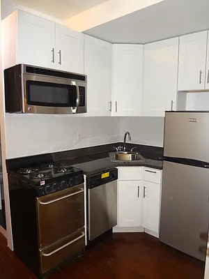 Rented by Steven Apuzzi LLC | media 16