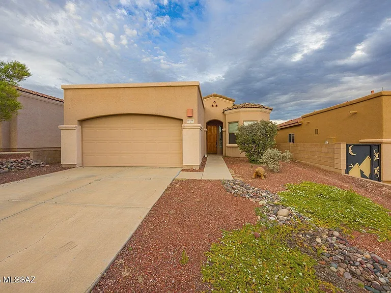 10459 S Drifter Ranch Pl — Photo 2