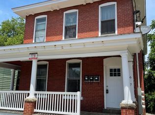 1617 Center St APT 1, Lebanon, PA 17042