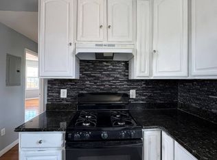 489 Avon Ave #3R, Newark, NJ 07108