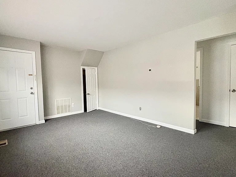 295 Main St #3 — Photo 2