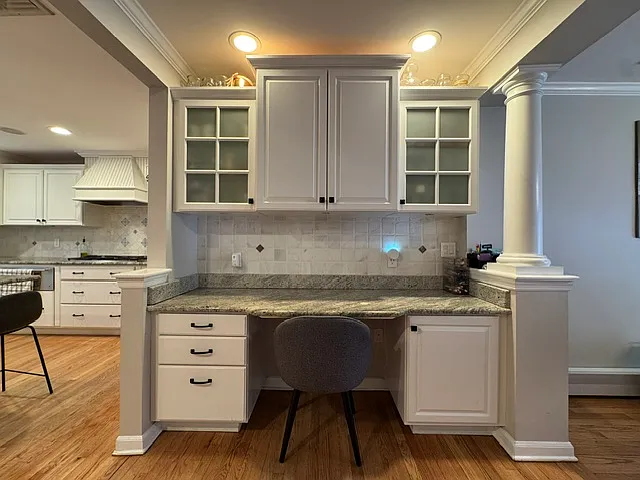 575 Knickerbocker Rd — Photo 3