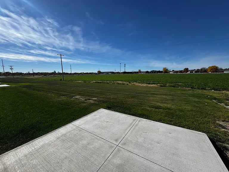 4010 E Avenue Pl — Photo 8