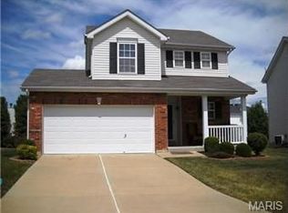 147 Bayhill Village Dr, O'Fallon, MO 63368