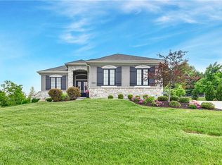 10715 W 142nd Ter, Overland Park, KS 66221